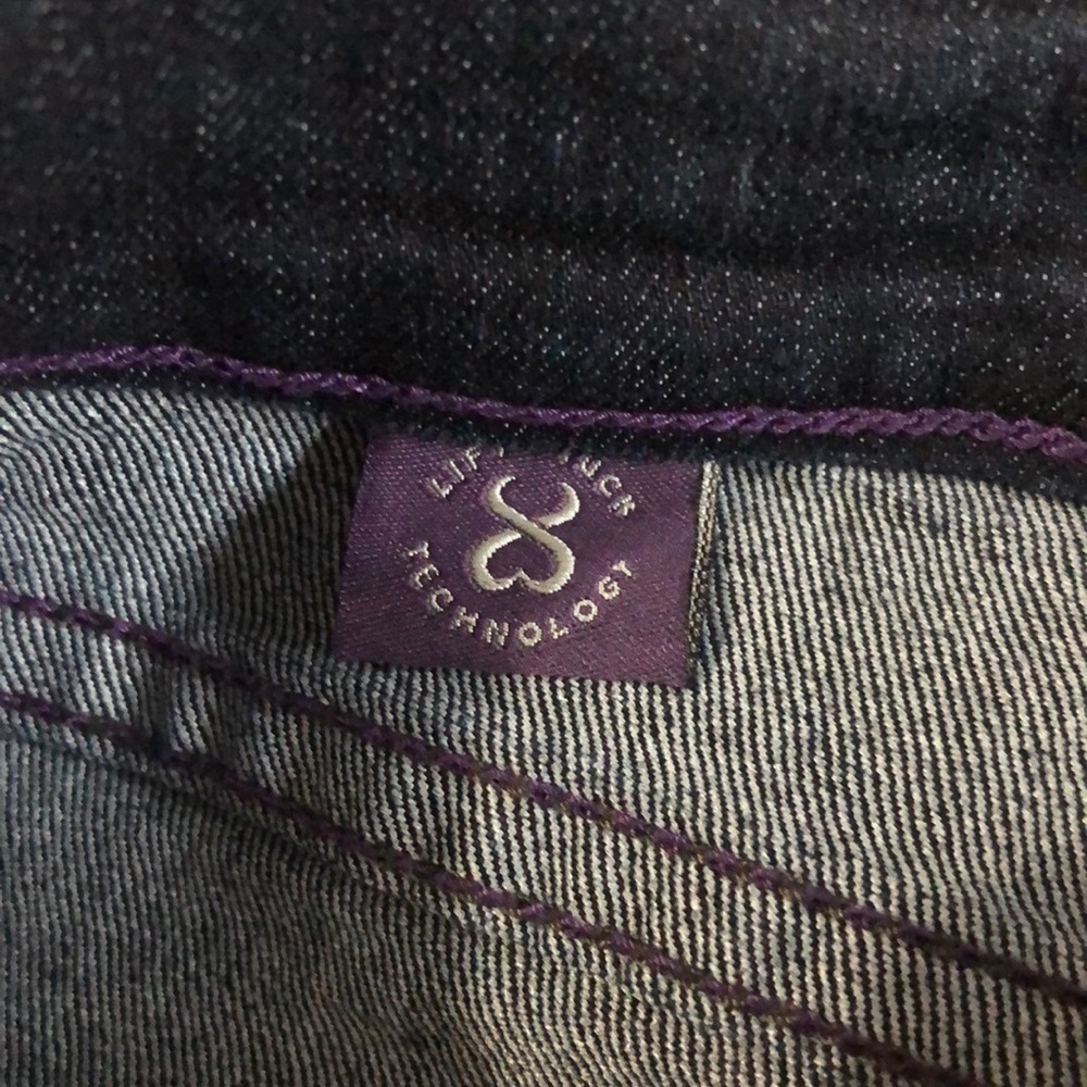 NYDJ Shorts Size 2 EUC - Picture 3 of 9